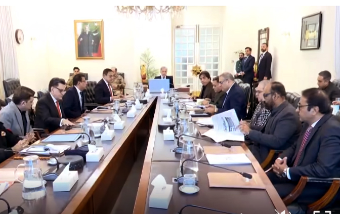 Federal Minister for Railways Briefs Prime Minister on Major Railway Upgrades